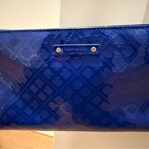kate spade embossed patent clutch - royal blue